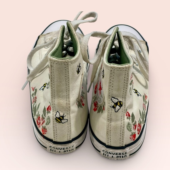 Converse Berries and Bees, 3 - Picture 4 of 8